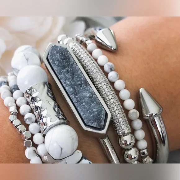 Kinsley Armelle - SPIKE COLLECTION - SILVER BRACELET - Picture 3 of 14